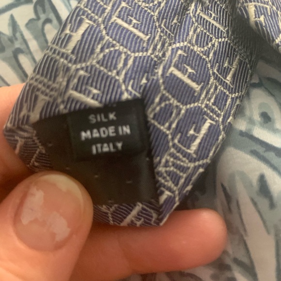 Gianfranko Ferre mens tie - Picture 6 of 7